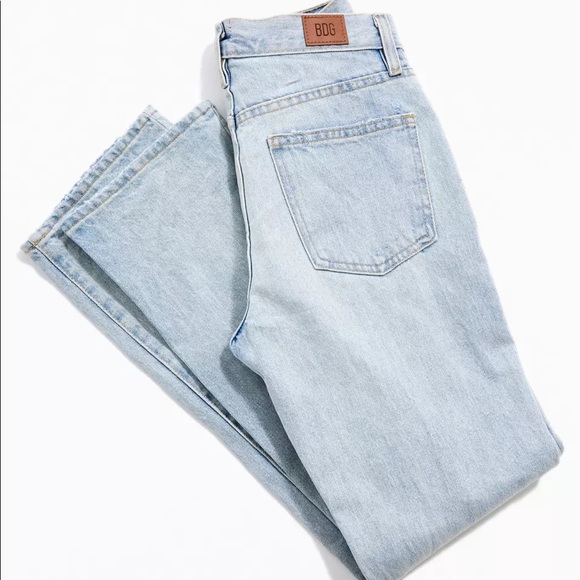 BDG Mid-Rise Bootcut Jean – Destroyed Light Wash - Picture 2 of 3